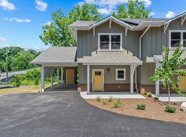 267 N Church St, Marion, VA 24354