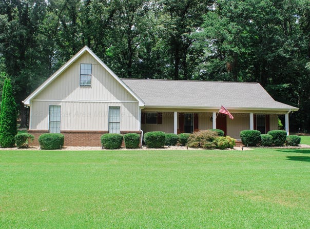 202 ARROWHEAD VILLAGE, Winfield, AL 35594