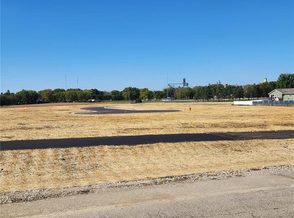 405 4th Street SE, Hayfield, MN 55940