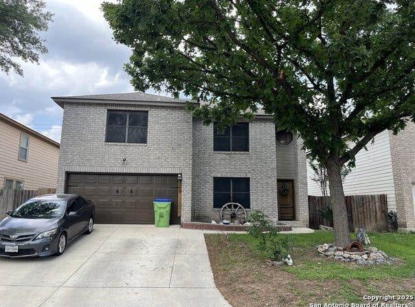8318 Tavern Pt, San Antonio, TX 78254