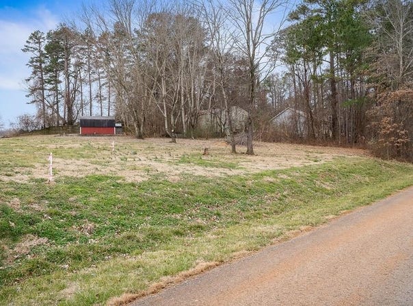 Pine Ave, Morrison, TN 37357
