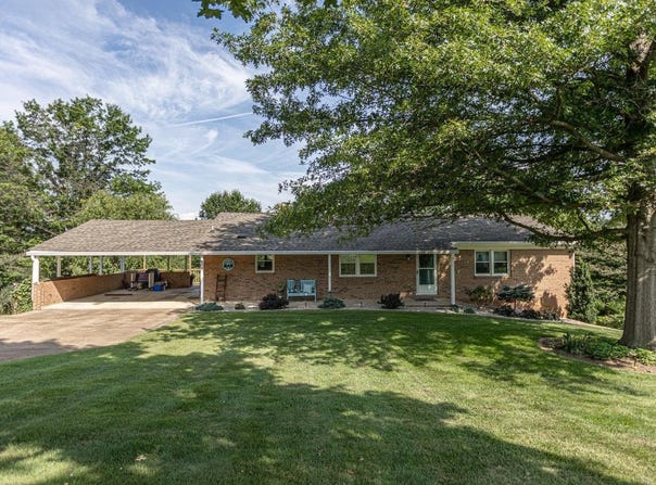 232 MOUNTAIN VIEW DR, BRIDGEWATER, VA 22812