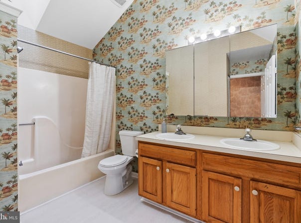 34 2ND STREET, BRIDGEPORT, PA 19405
