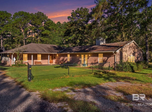 42217 Earl Durant Rd, Bay Minette, AL 36507