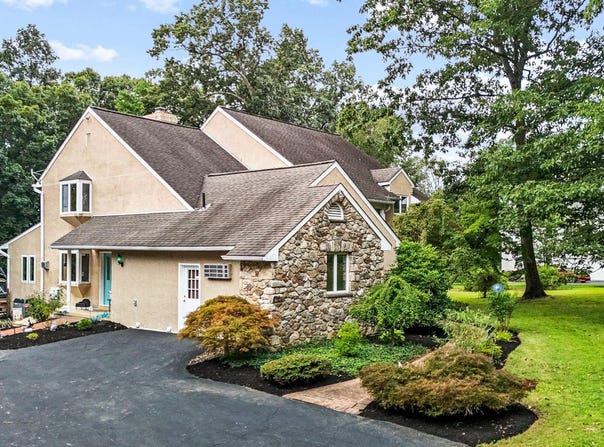 12 WAGNER LANE, COATESVILLE, PA 19320