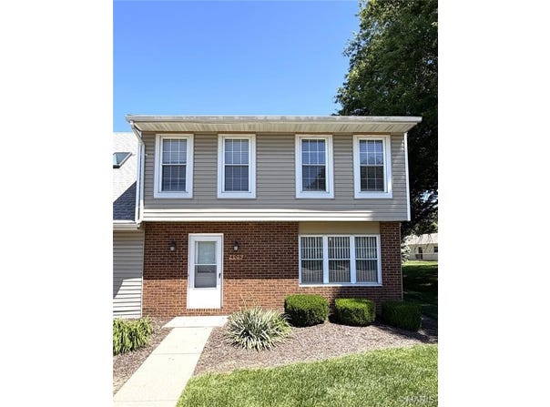 406 Colleen Drive, O'Fallon, IL 62269