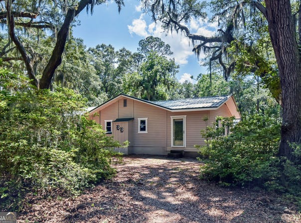1069 Shellman Hammock, Townsend, GA 31331