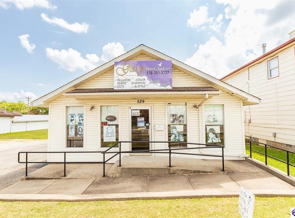 529 N Wilson Rd, Radcliff, KY 40160