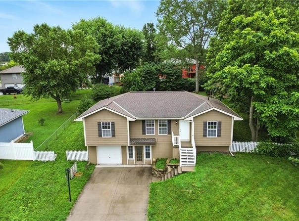 713 Jesse Street, Kearney, MO 64060
