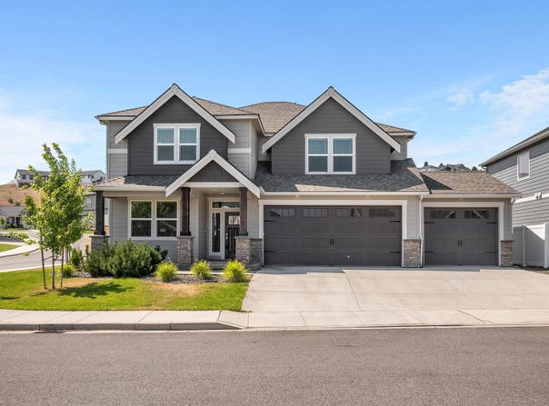 1229 S Greenacres Ct, Greenacres, WA 99016