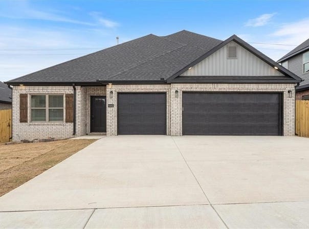 6602  SW Spindle  ST, Bentonville, AR 72713