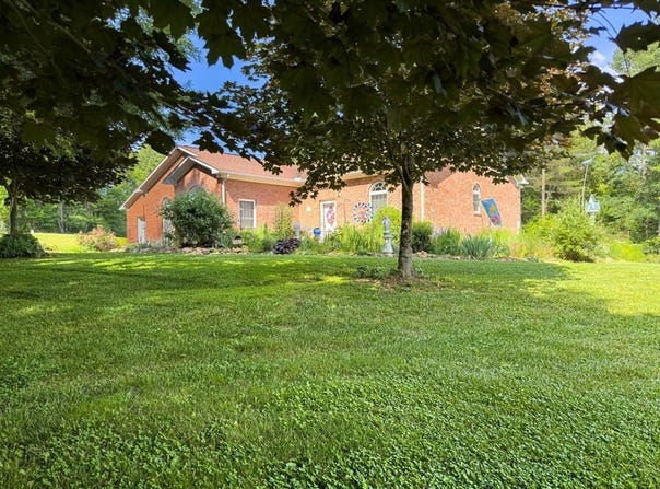 1242 Buffalo View Rd, Hillsville, VA 24343