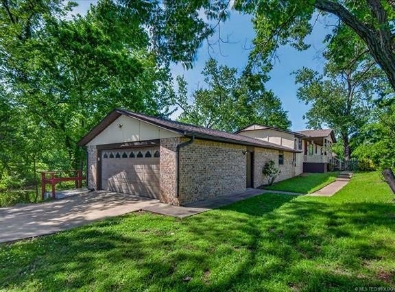 4040 Sheridan Road, Bartlesville, OK 74006