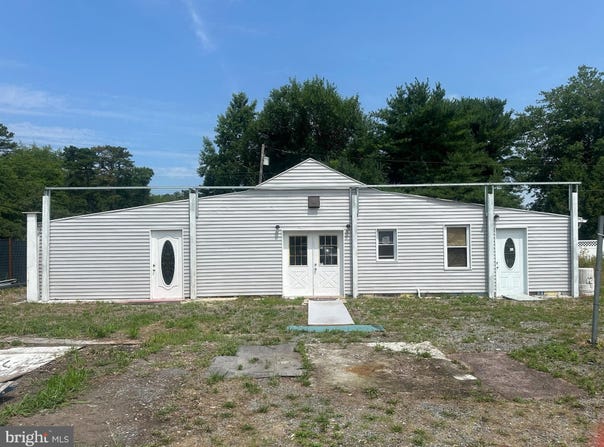 521 MAGNOLIA ROAD, PEMBERTON, NJ 08068