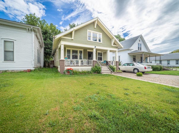 418 W 7th St, Concordia, KS 66901