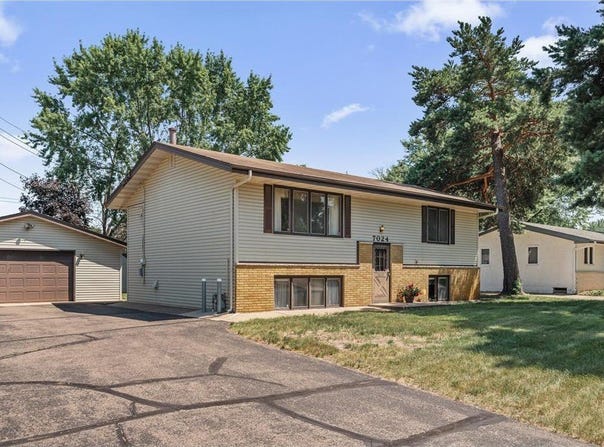 7024 Logan Avenue N, Brooklyn Center, MN 55430