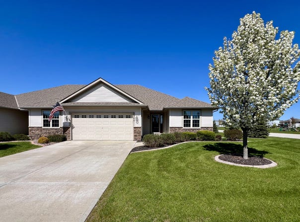 3960 Scenic Way, Franksville, WI 53126