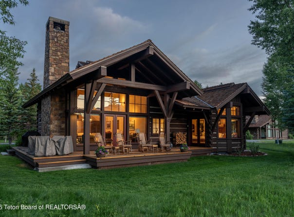 5862 N CONEFLOWER Drive, Jackson, WY 83001