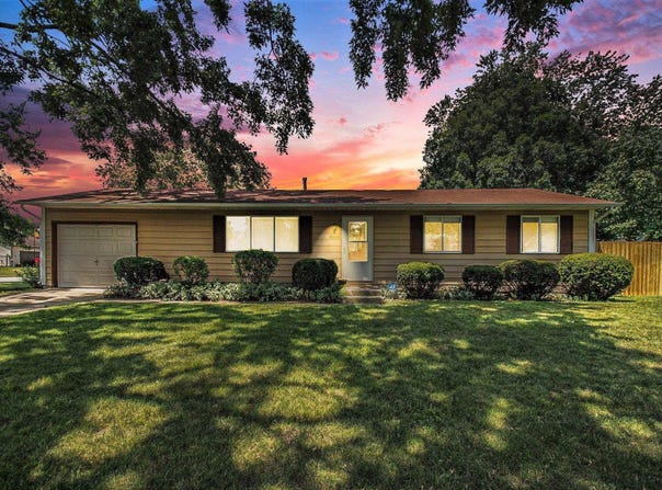 2404 Hummel Drive, Mishawaka, IN 46544-3496