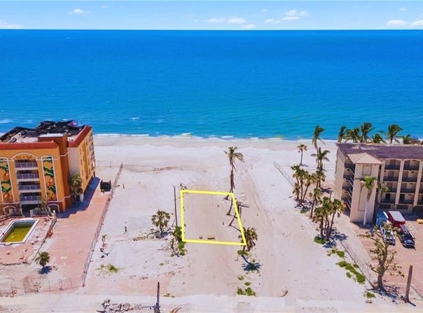 716 Estero, FORT MYERS BEACH, FL 33931