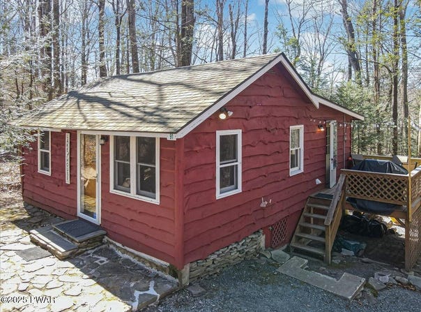 91 Bruin Road, Lake Ariel, PA 18436