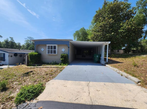 660 Cherry Tree Ln, Deland, FL 32724