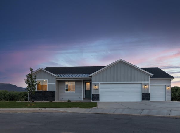 1230 N 3625 W CIR, Cedar City, UT 84721