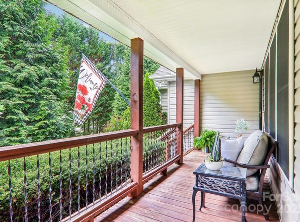 33 Warlick Road, Mills River, NC 28759
