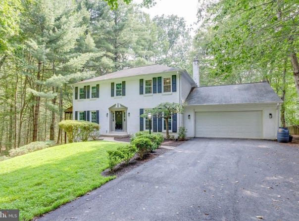 11841 CLARA WAY, FAIRFAX STATION, VA 22039