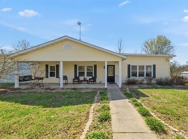 329 Lakeview Road, Old Monroe, MO 63369