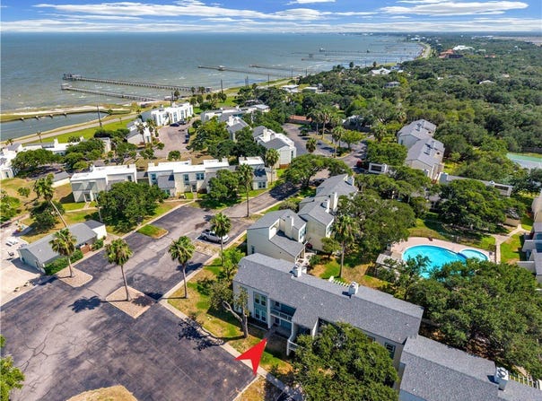 2003 N Fulton Beach Road, Rockport, TX 78382