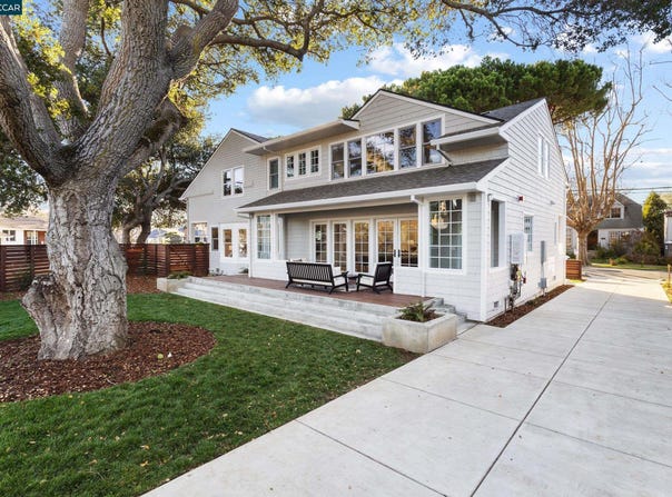 524 Oak Grove Ave., Burlingame, CA 94010