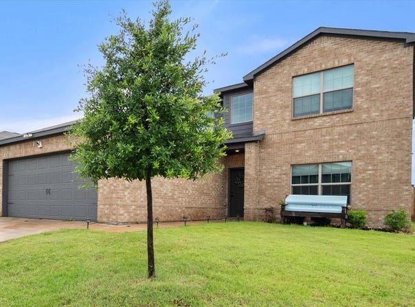 1947 Hollywood Drive, Seagoville, TX 75159