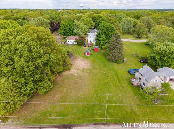 740 Crawford Street, Belding, MI 48809