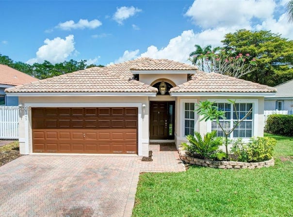 16249 NW 24th St, Pembroke Pines, FL 33028