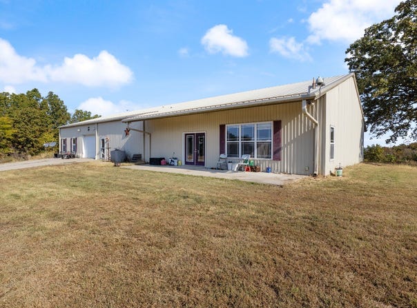 228 River Canyon Road, Macks Creek, MO 65786