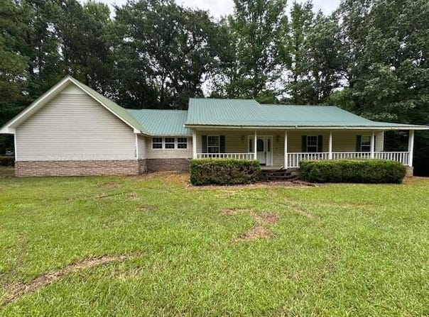 151 BASSMEN Dr, Parrish, AL 35580