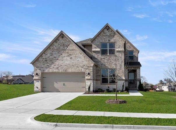 2704 Emerald Shallows Drive, McKinney, TX 75072