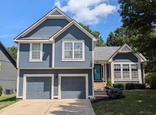 22030 W 51st Terrace, Shawnee, KS 66226