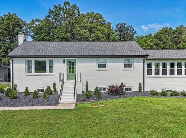 2497 Cumberland Rd., Farmville, VA 23901