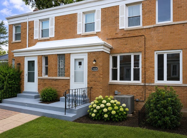 1420 N Harlem Avenue E, River Forest, IL 60305
