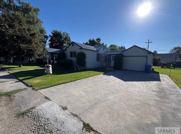 656 2nd W, Ririe, ID 83443