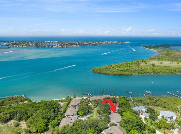 5548 SE Schooner Oaks Way, Stuart, FL 34997