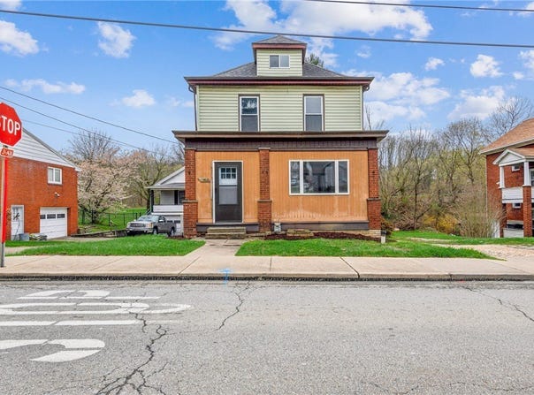 518 10th Street, Irwin, PA 15642