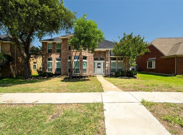 1521 Palisades Drive, Carrollton, TX 75007