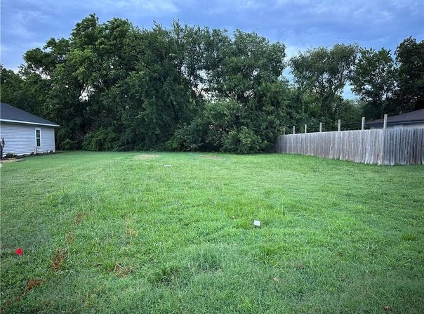 TBD  W Tulsa  ST, Siloam Springs, AR 72761