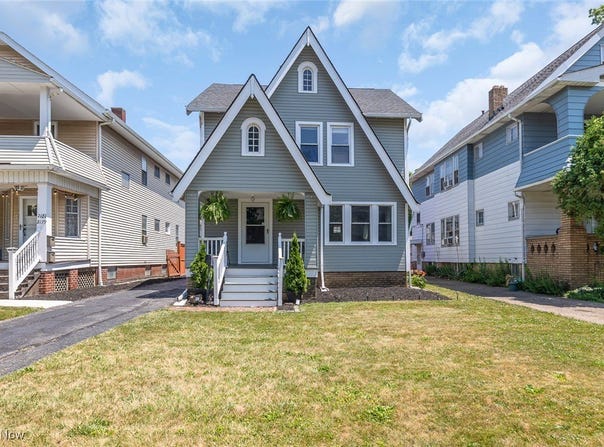 2183 Atkins Avenue, Lakewood, OH 44107