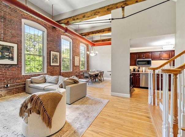12 Brookside Rd, Westford, MA 01886