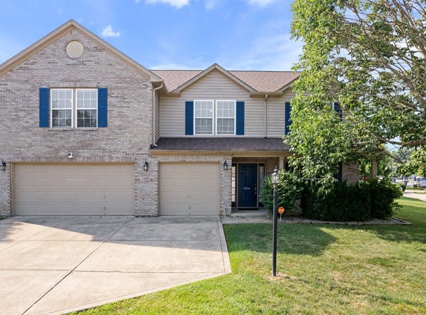 6467 W Deer Crossing Boulevard, McCordsville, IN 46055
