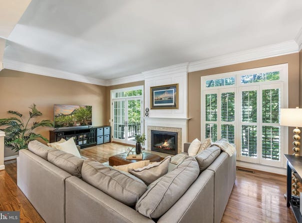 4672 KELL Lane, ALEXANDRIA, VA 22311
